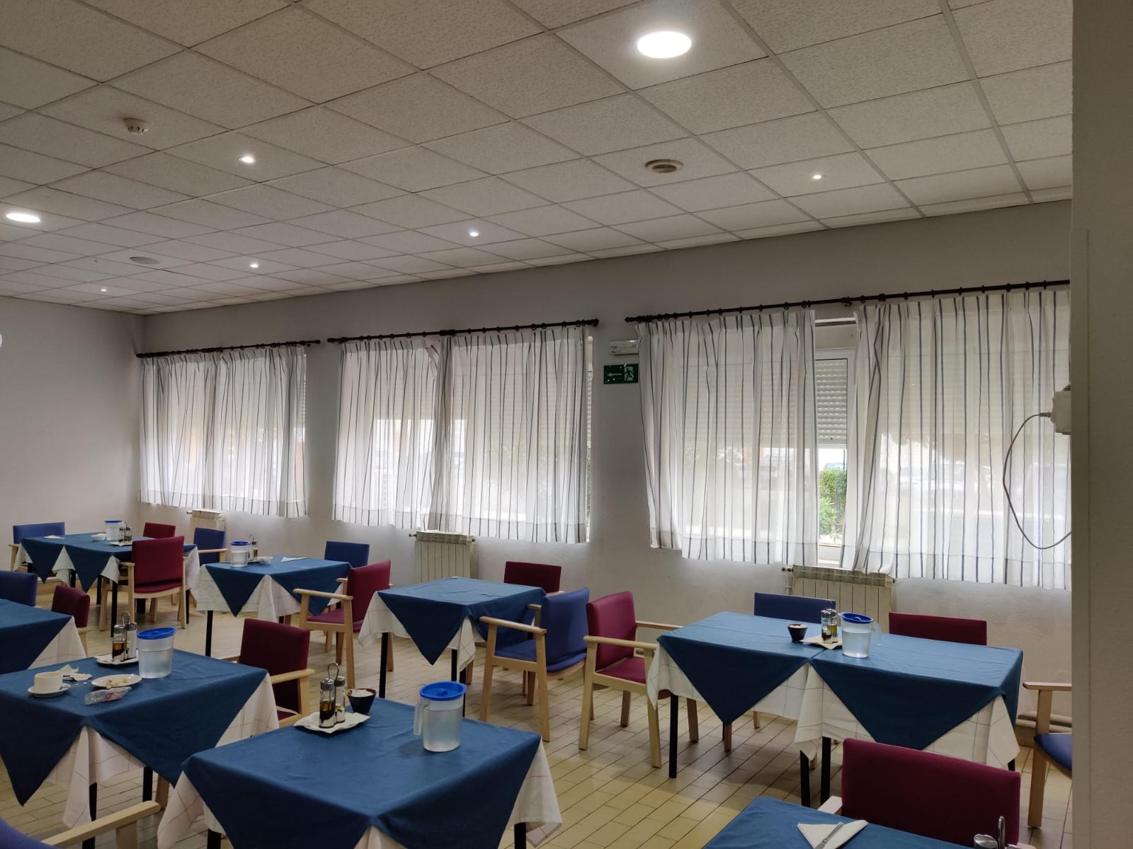 Mobiliario geriatrico asilos ancianos